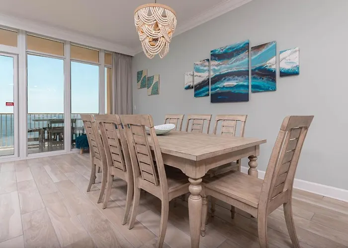 Phoenix Gulf Tower 1702 Apartment *