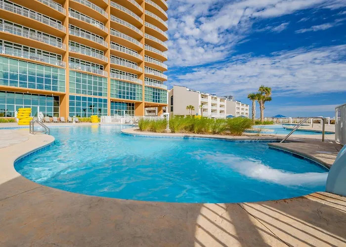 Phoenix Gulf Tower 1702 Apartment