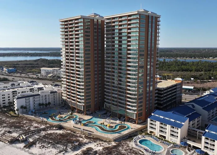 Phoenix Gulf Tower 1702 Apartment